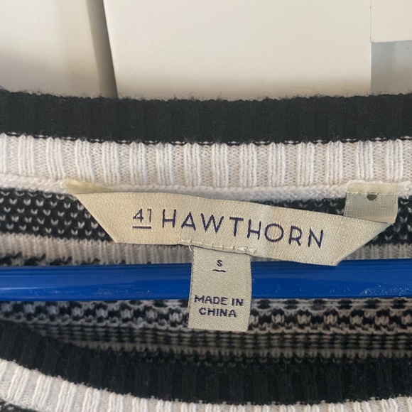 41 Hawthorn Crew Neck Sweater - Picture 2 of 7